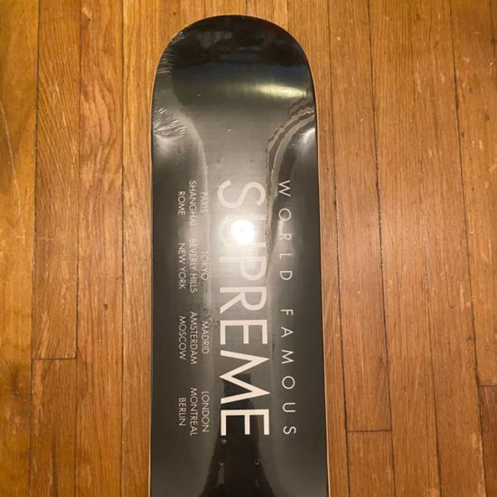 Supreme International Deck Black